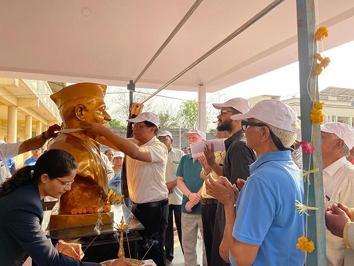 Bust of Manibhai unveiled at Chonda